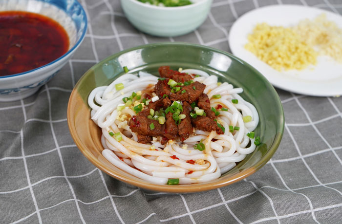 建始肉臊子粉培训