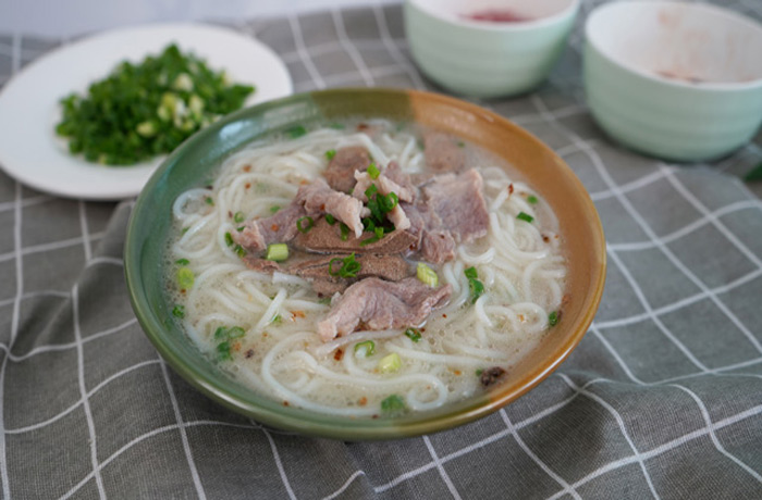 建始原味汤粉王培训